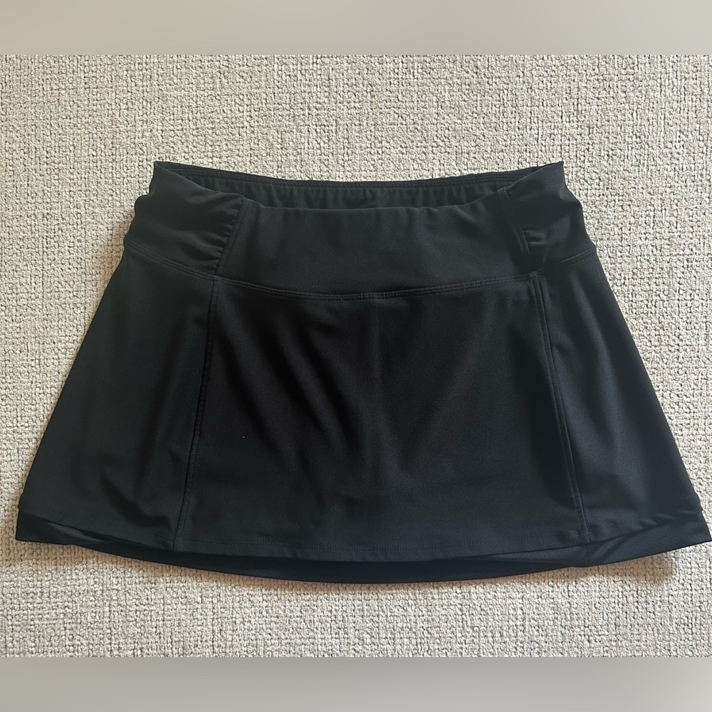 Venus Black Athletic Skort Size S Excellent Condition🖤 - Picture 1 of 3